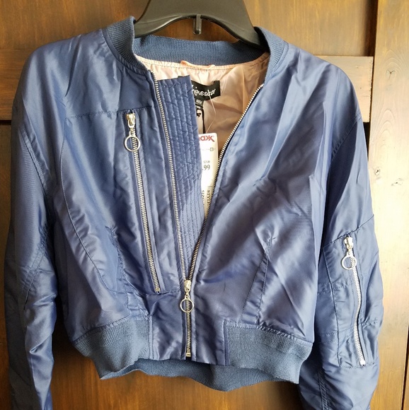 Shinestar Jackets & Blazers - NWT Shinestar crop jacket